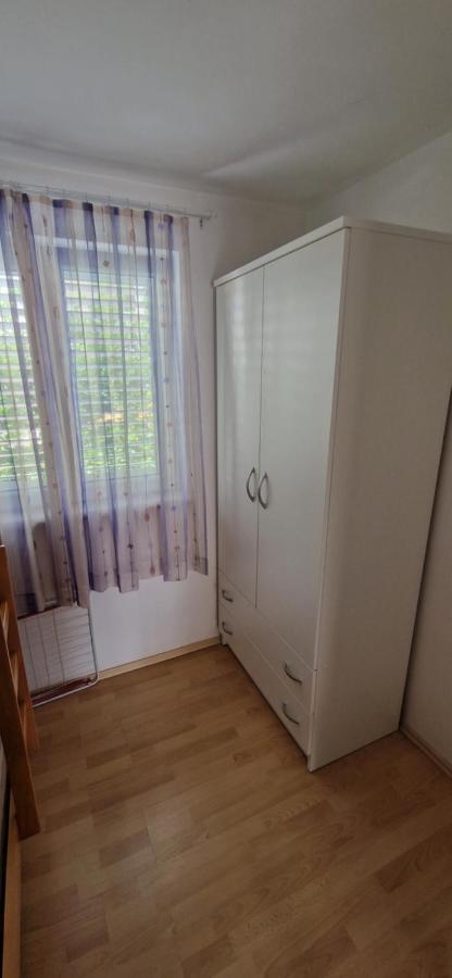 Apartment Ljubica 로고즈니차 외부 사진